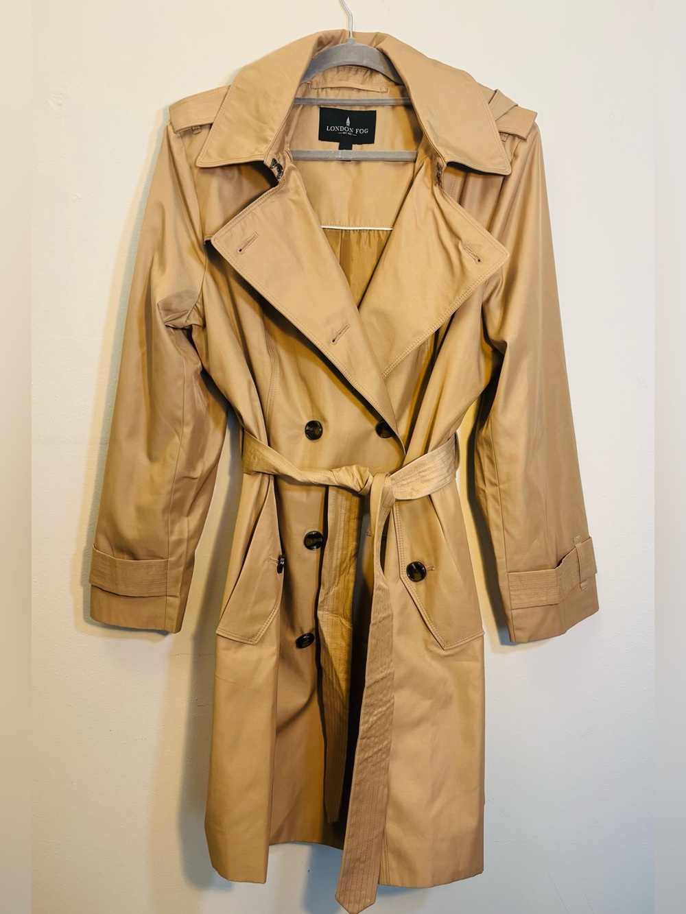 NWOT London Fog Beige Double-Breasted Trench Coat with Waist Tie - Picture 4 of 11